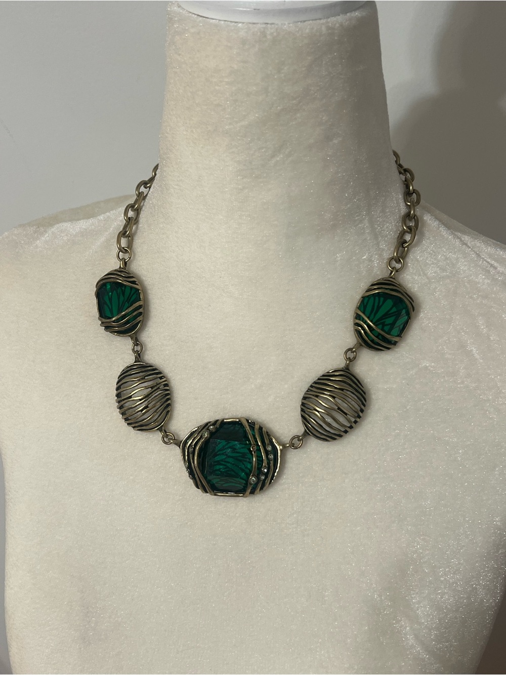 Green Stone Statement Necklace - Women Jewelry